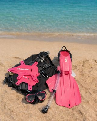 🌊 Výbava, která funguje. A ještě líp vypadá. Scubapro Hydros Pro není jen o technice. Je to žaket, který ti sedne – i...